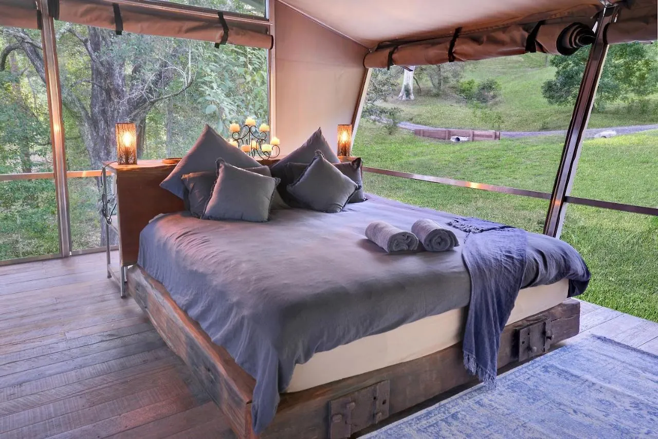 Starry Nights Luxury Camping Woombye 0*,  Australie